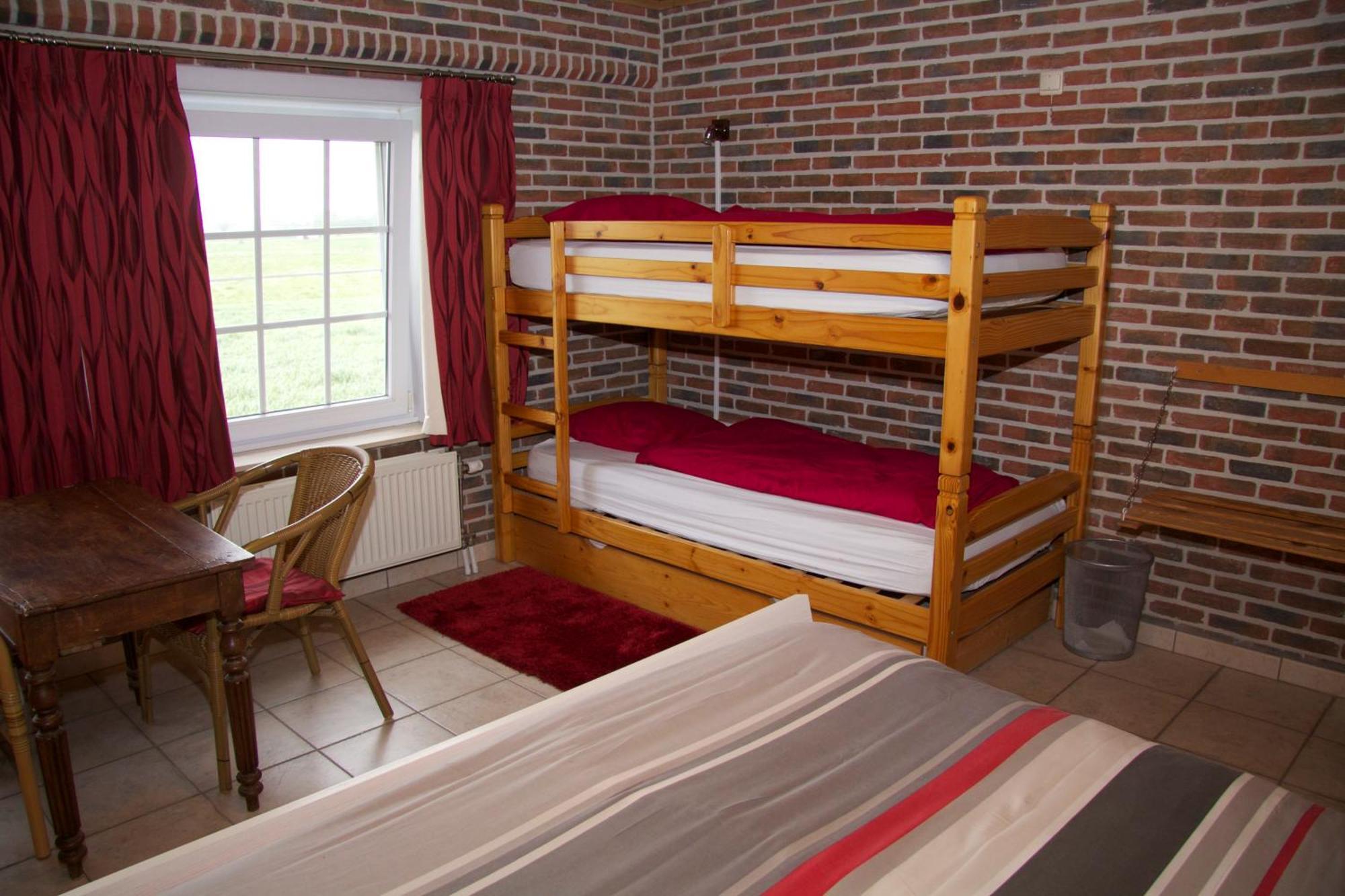 Breeden Steeger Hoeve Lichtervelde Bilik gambar